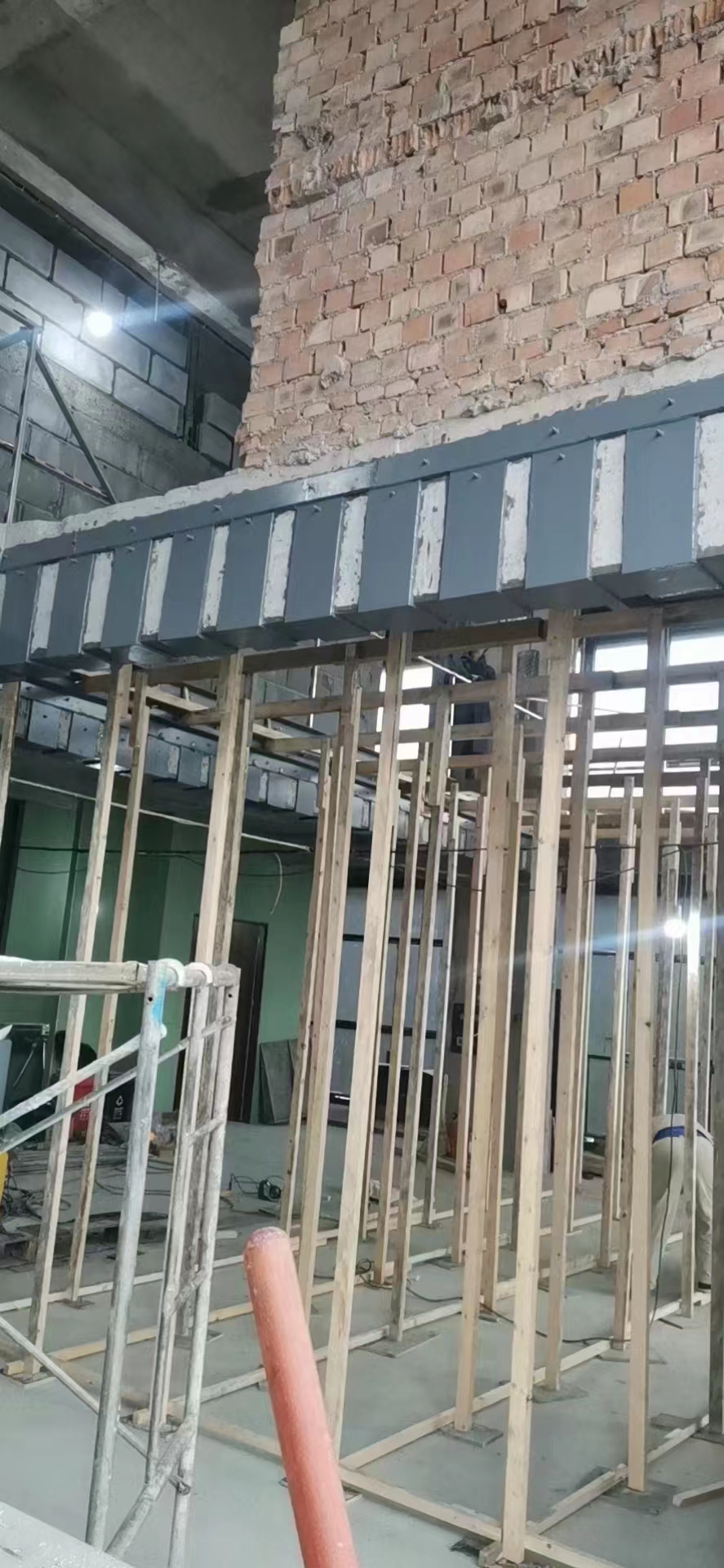 南京混凝土与钢板粘黏是粘钢加固的关键